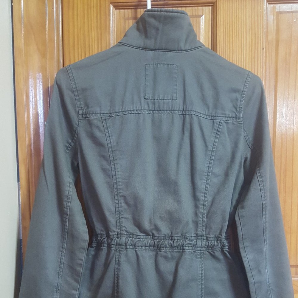 Hollister Utility Twill Cinched Waist Jacket - Picture 3 of 6